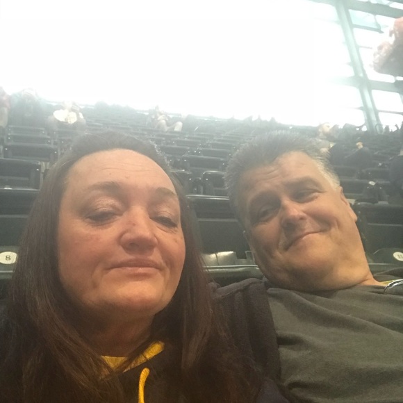 Meet your Posher, Angie - Picture 1 of 1